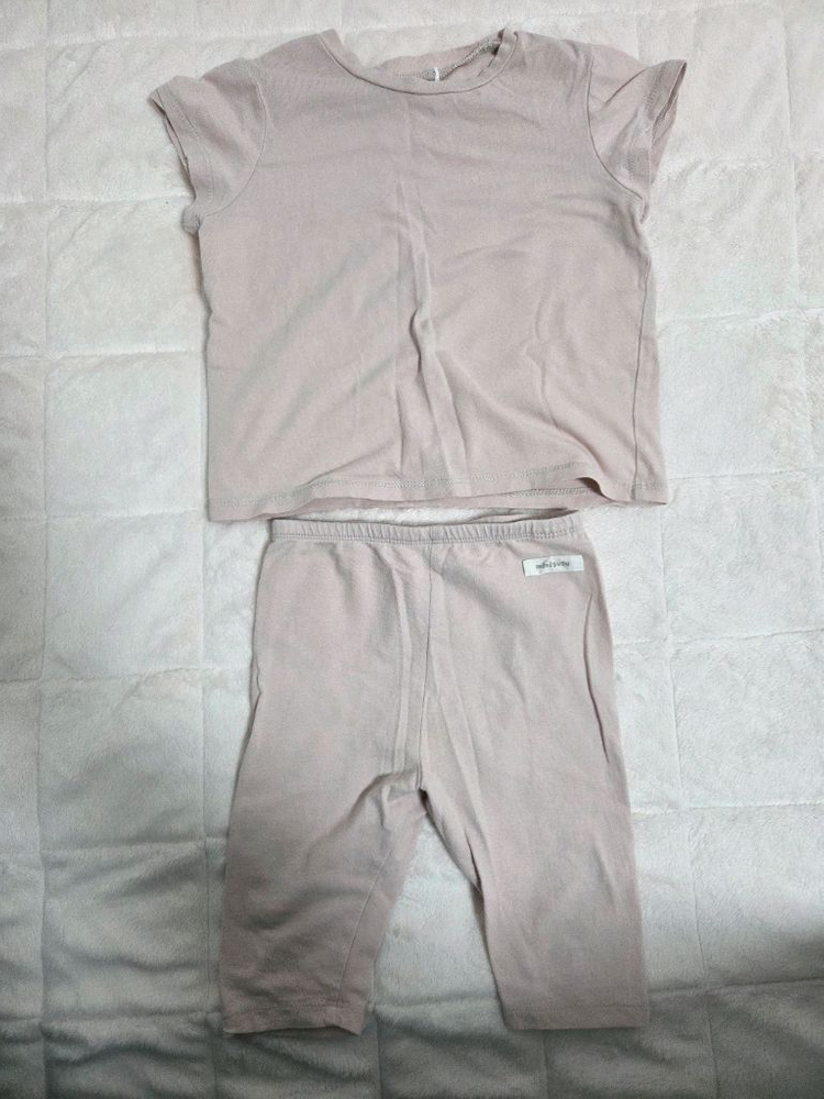 애기 내복 한벌에 5천원--2