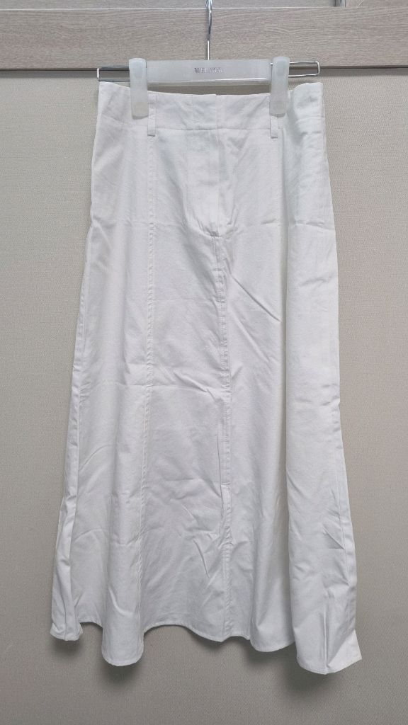 새상품)메리어라운드 라인 플레어 스커트 화이트 s--1