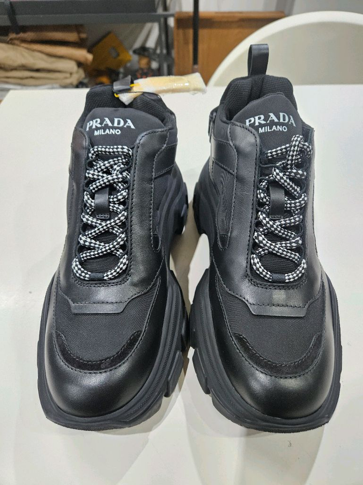 프라다 남자 스니커즈 블랙 미착용 새상품 사이즈 8--2