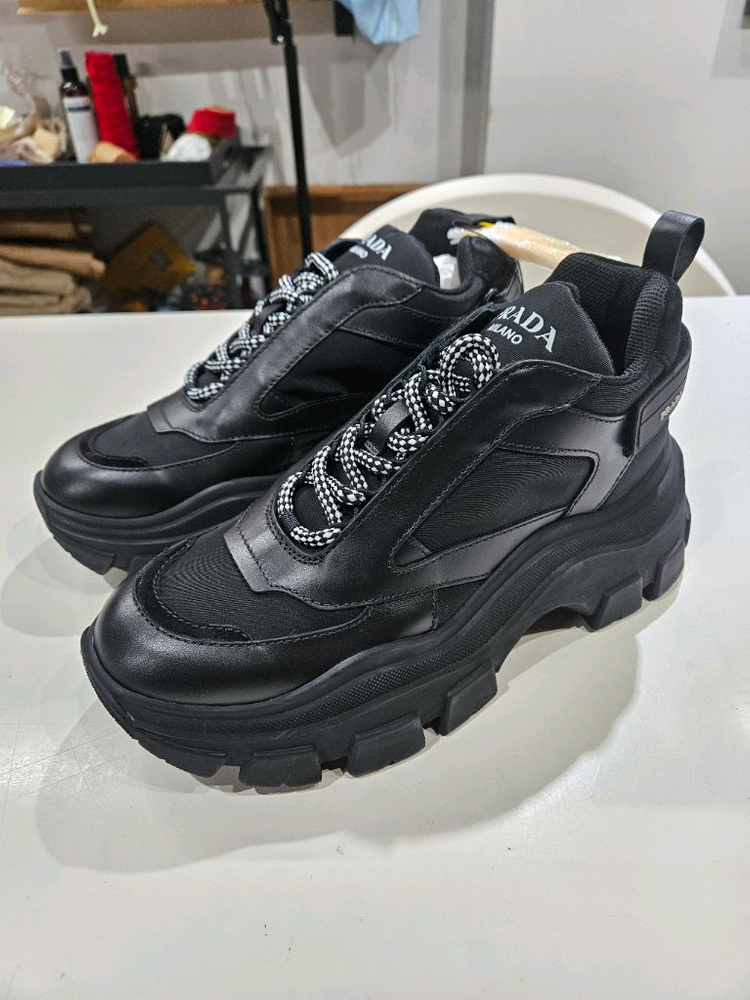 프라다 남자 스니커즈 블랙 미착용 새상품 사이즈 8--3