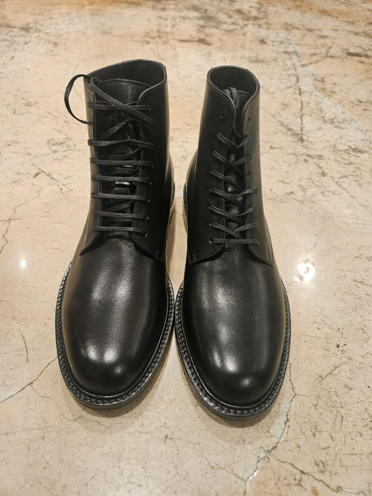 생로랑 아미 20 레이스업 남성 부트 미착용 새상품 사이즈 41--5