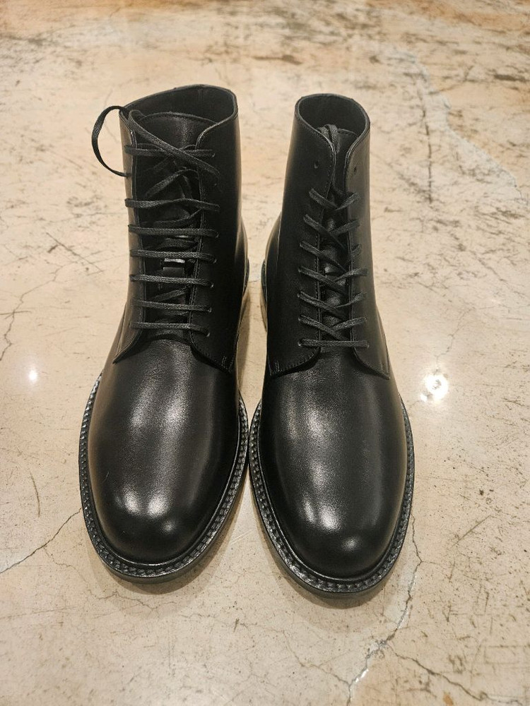 생로랑 아미 20 레이스업 남성 부트 미착용 새상품 사이즈 43--5