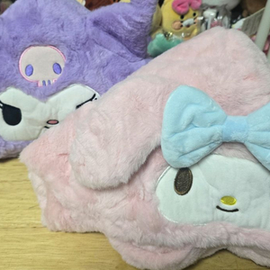 산리오 마이멜로디 쿠로미 털모자 목도리 일체형 이미지