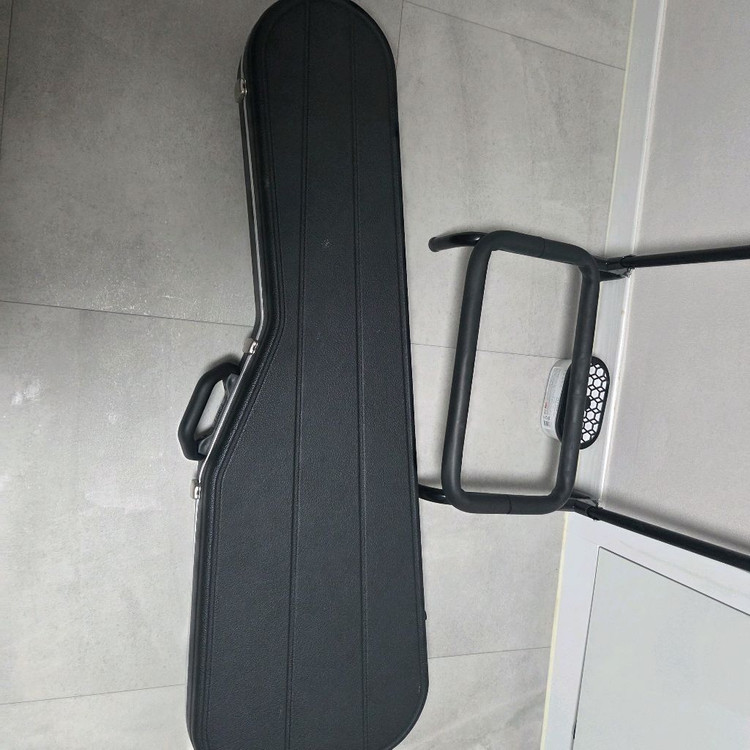 sims enfield avenger II 베이스기타--1