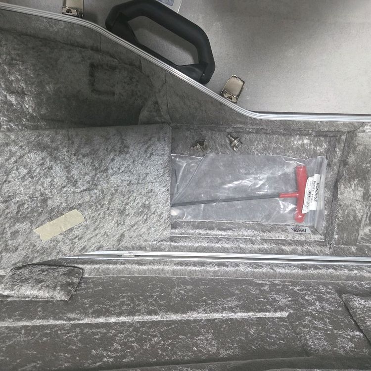 sims enfield avenger II 베이스기타--9