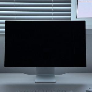 Pro Display XDR + Pro Stand