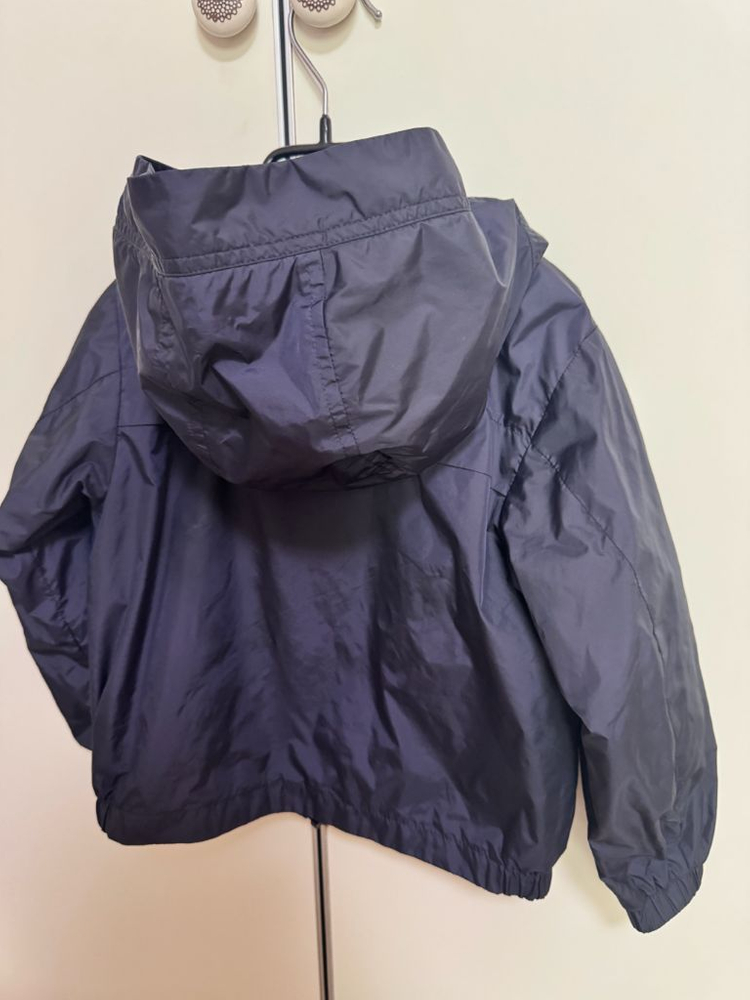 몽클레어 키즈 네이비 바람막이 5A--5