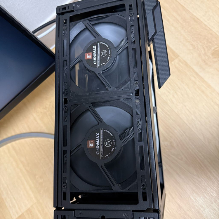 SFF (ITX) 데스크탑 (7600x 4070ti)--5