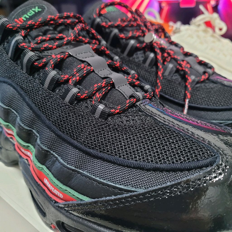 나이키 에어맥스 95 언디피티드 블랙--1