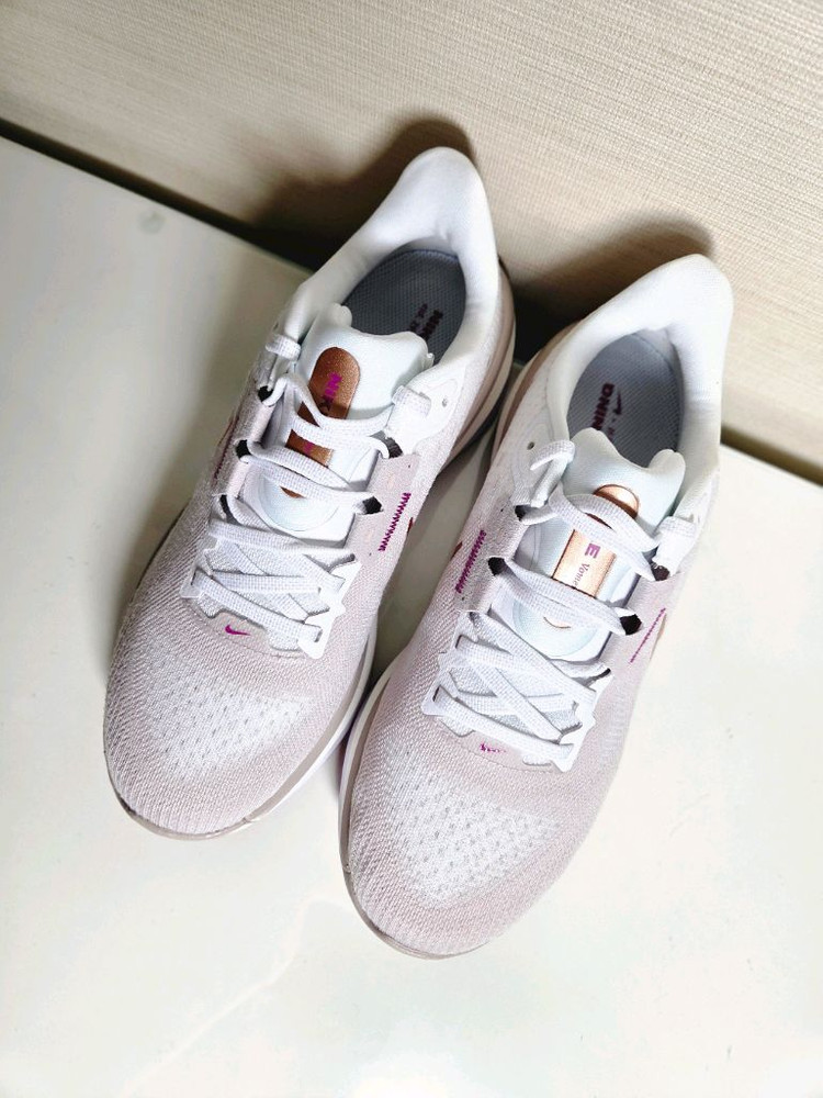 (235,245) 나이키 W 에어 줌 보메로 러닝화 이미지