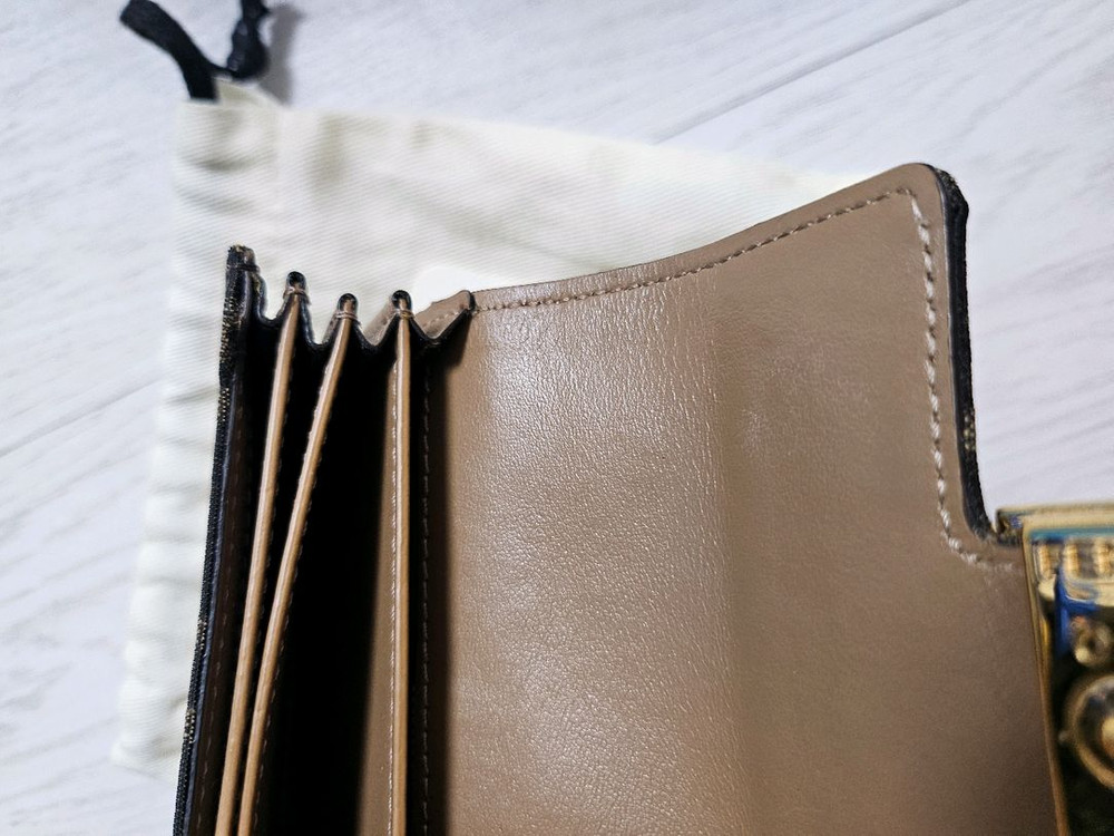 정품펜디아코디언카드지갑--2