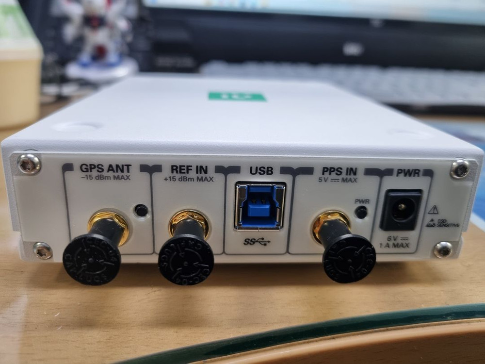 Ettus Research USRP B210 (70 MHz - 6 GHz) 판매합니다.--0