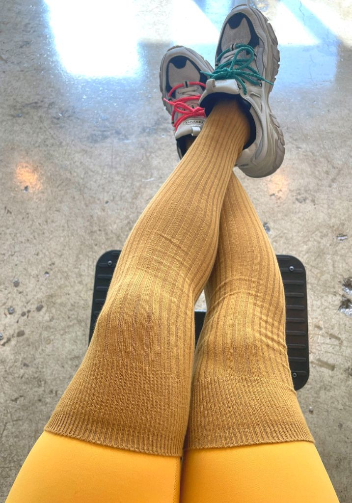 골지오버니삭스 여성니삭스 필라테스양말 허벅지양말 이미지