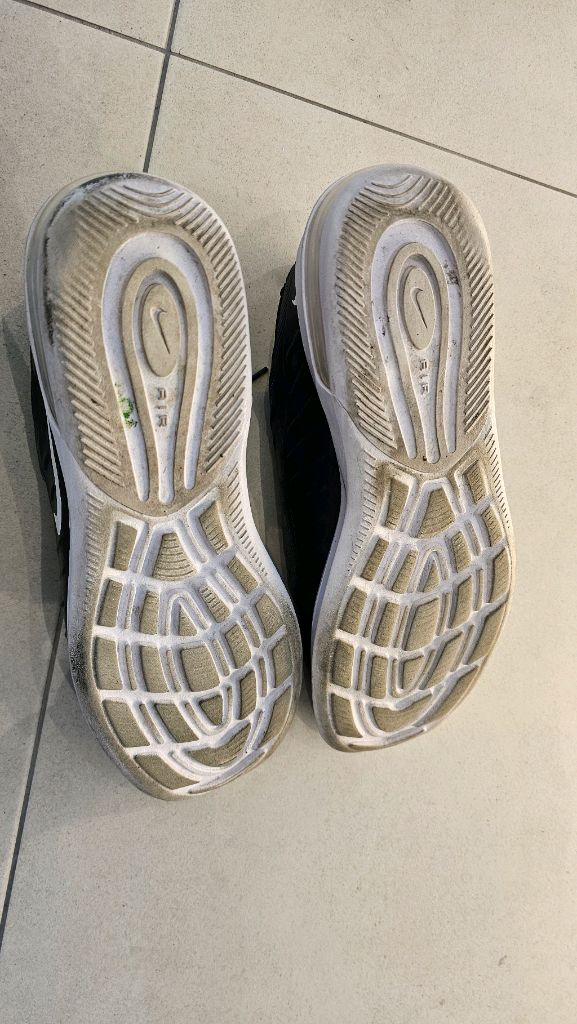 나이키 에어맥스 엑시스 265--6