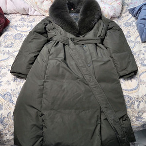 베라왕 19FW 사가폭스다운 패딩 77