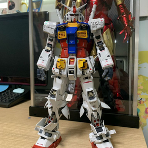 반다이 PG언리쉬드 퍼스트 가조립 팝니다.