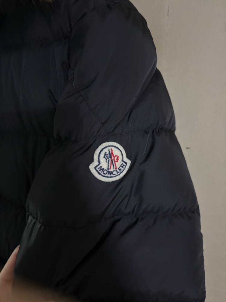 몽클레어 클루니 이미지