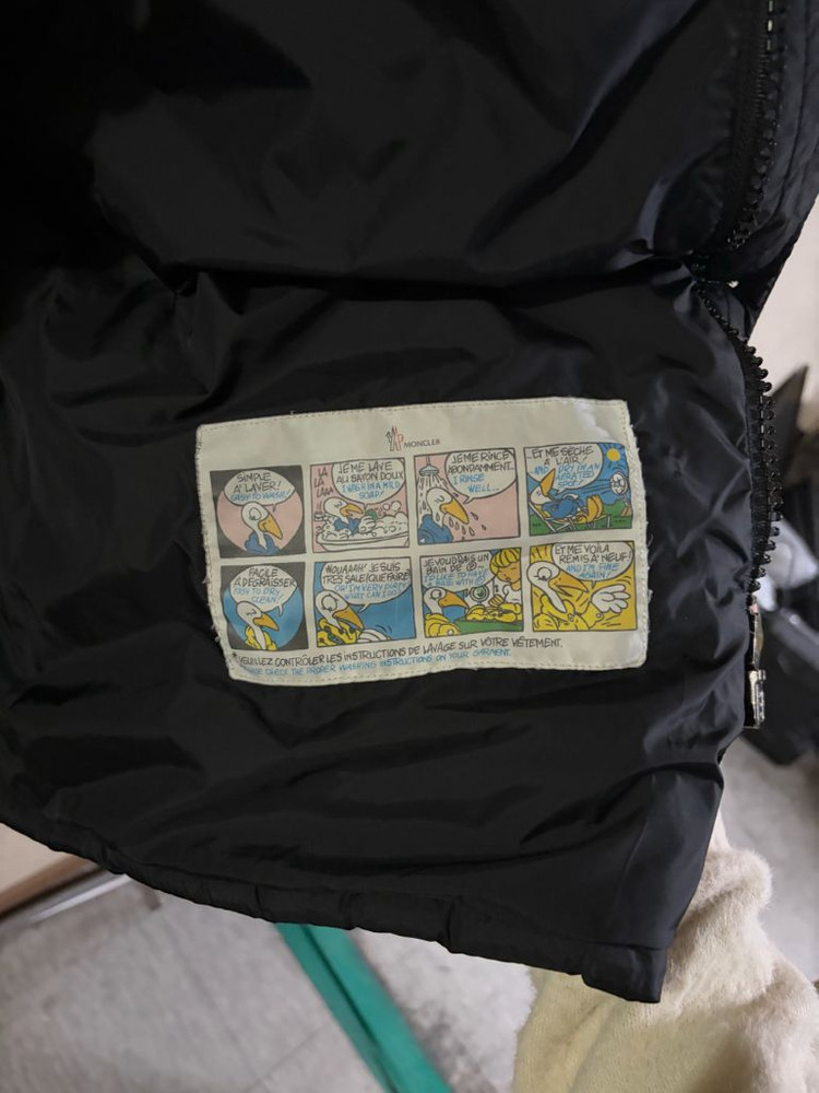 몽클레어 클루니 이미지