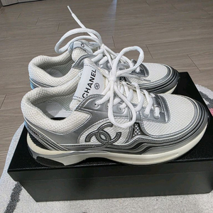 샤넬샤식스 운동화