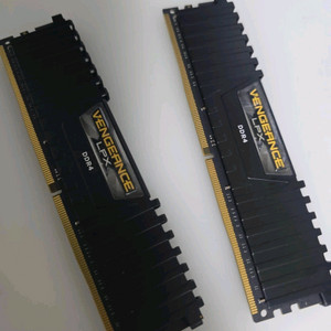 DDR4 16GB 메모리 2개 세트