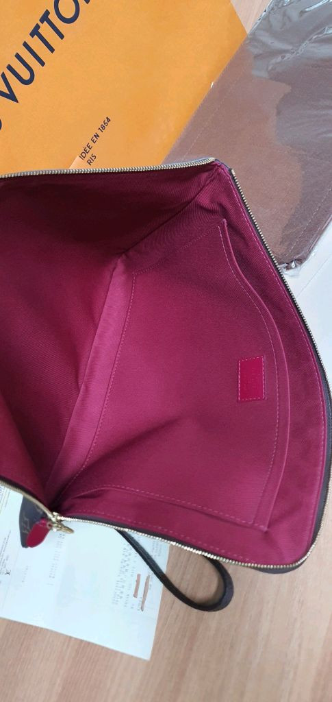 루이비통 에튀보야주MM 푸시아 클러치백 정품S급(보증서O)구찌프라다디올고야드샤넬셀린느보테가생로랑버버리발렌시아가가방--8