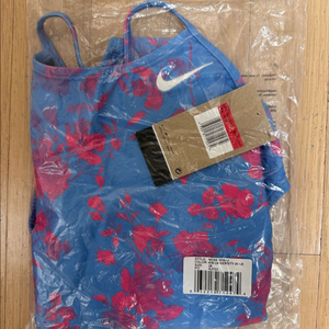 나이키 파인플로럴 컷아웃 28