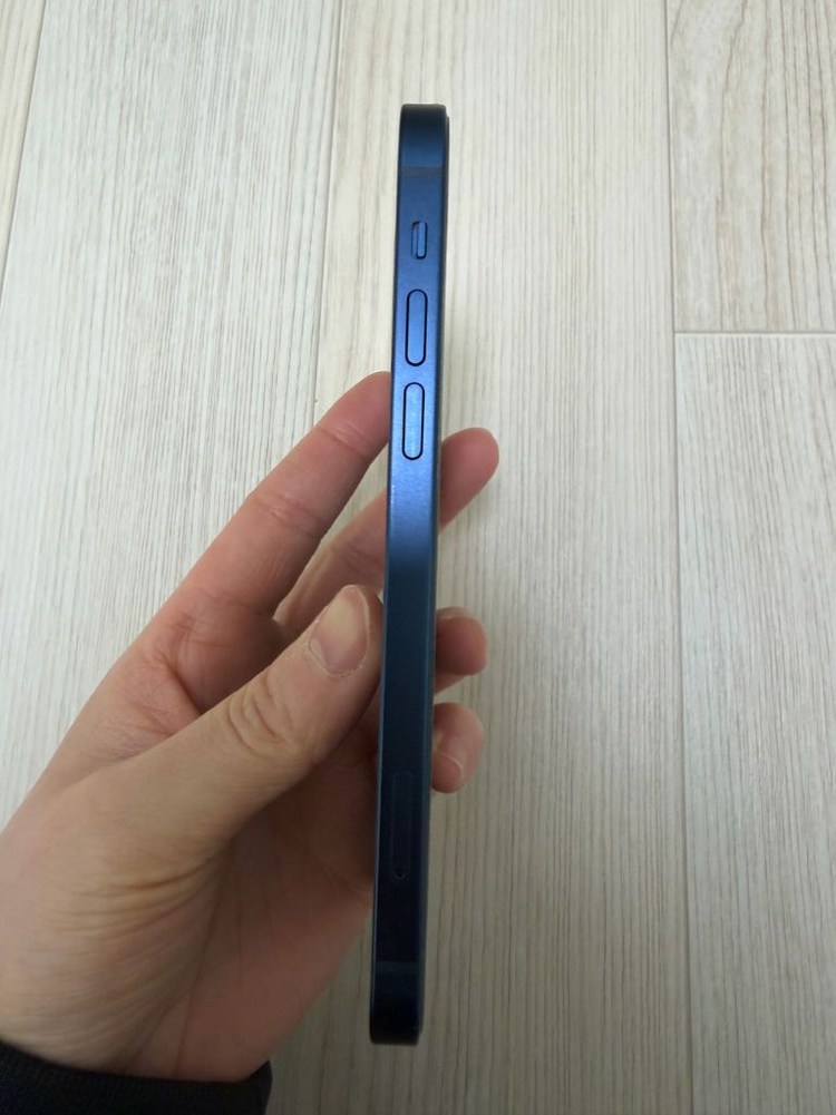 사용감 적은 아이폰 12 128기가 블루 풀박스--2