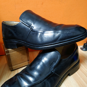 BALLY 발리 천연가죽 로퍼(US7.5추천사이즈255)