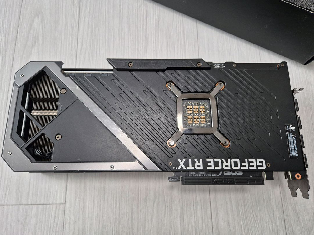 ASUS ROG STRIX 지포스 RTX 3080 10GB 스트릭스--4