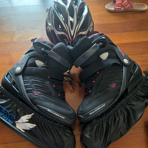 롤러블레이드 인라인 스케이트 + 헬멧 + 보호대 사이즈 270