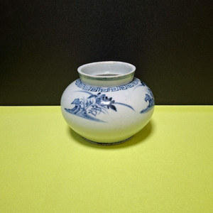 진품() 조선시대 청화백자 초화문호 도자기 이미지