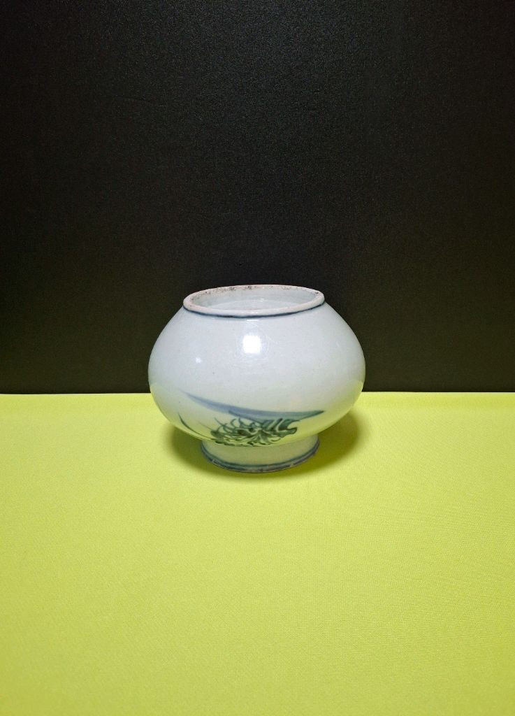 진품() 조선시대 청화백자 초화문호 도자기 이미지