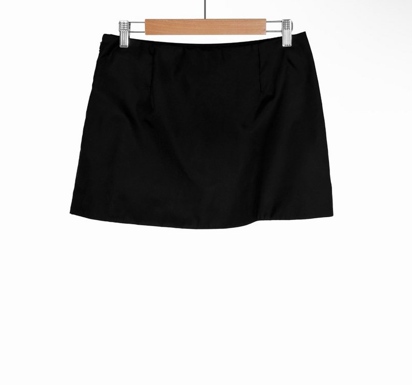 [40] 프라다 여성 빅 삼각로고 리나일론 미니 스커트 치마 블랙--1