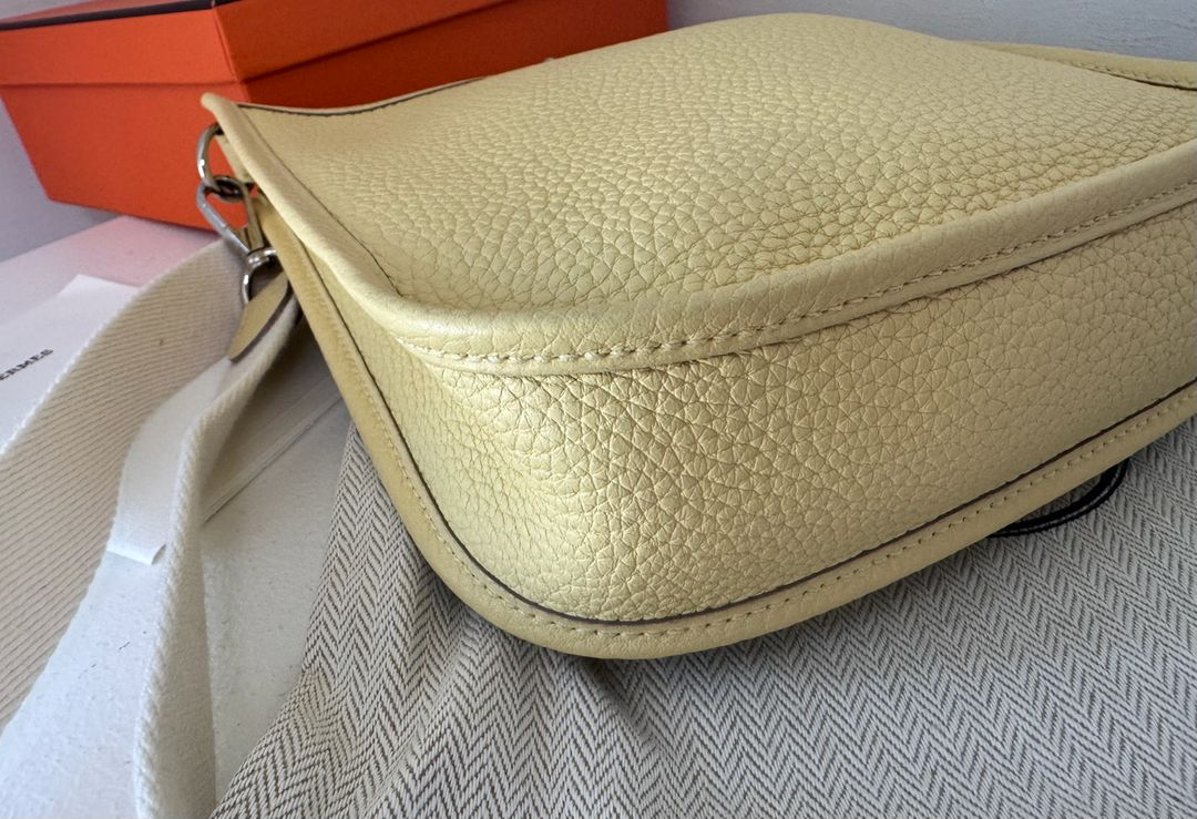 에르메스 미니 에블린 갤러리아 구입 정품 존 푸셩 컬러 싸게 팔아요 이미지