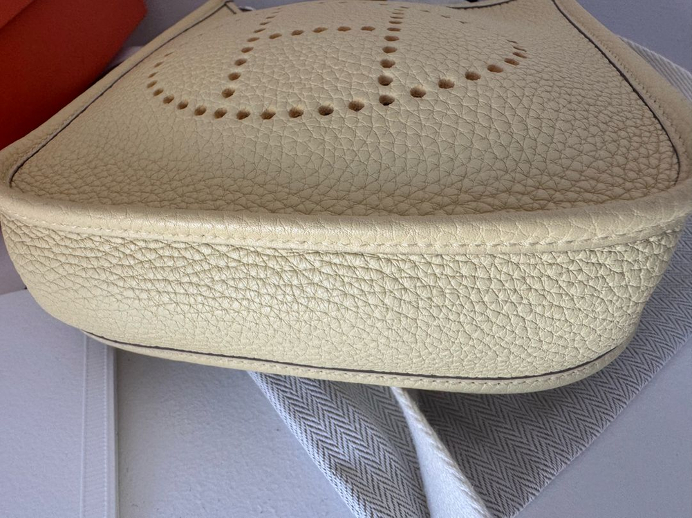 에르메스 미니 에블린 갤러리아 구입 정품 존 푸셩 컬러 싸게 팔아요 이미지