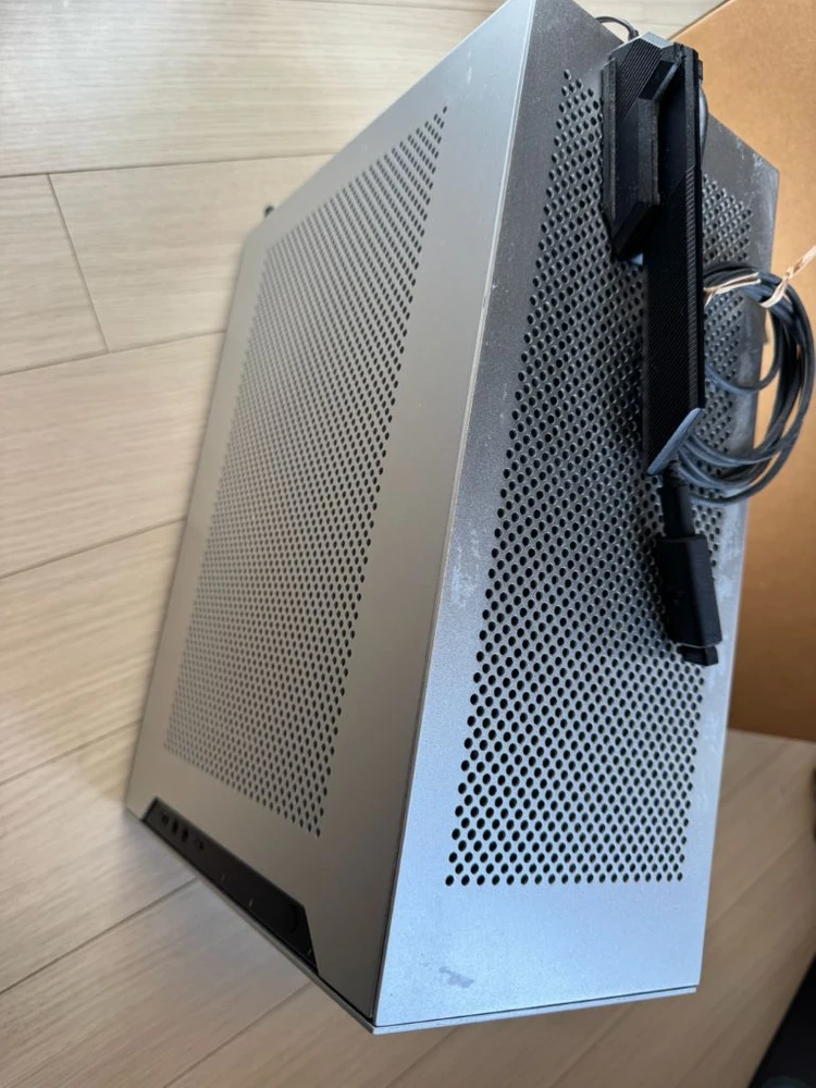 고성능 sff pc 이미지