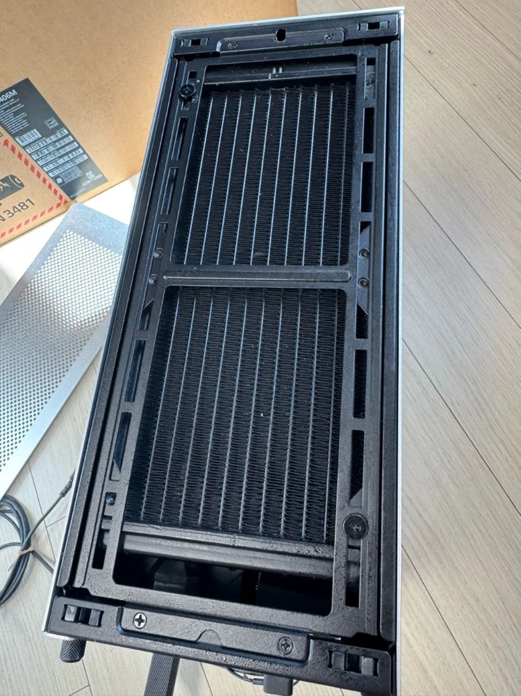 고성능 sff pc 이미지