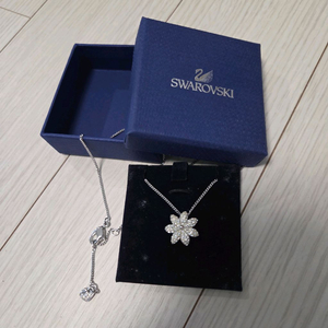 스와로브스키 목걸이