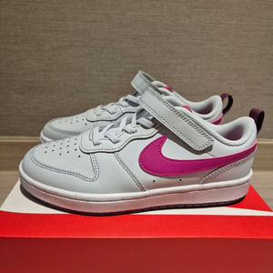 나이키 코트 버로우 운동화 - 새상품 입니다 이미지