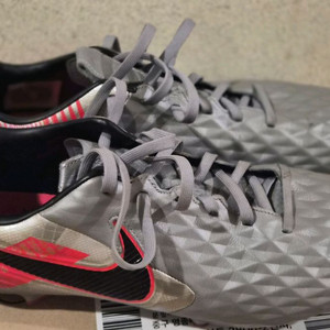 나이키 티엠포 레전드8 프로 280