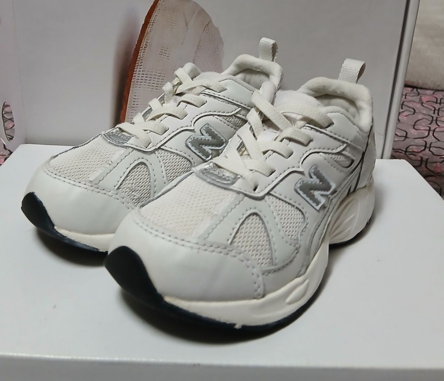 뉴발란스키즈 878 170화이트 운동화 이미지