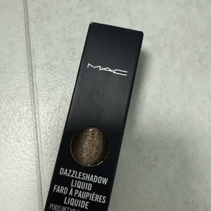 MAC대즐섀도우 리퀴드 플래쉬앤대쉬