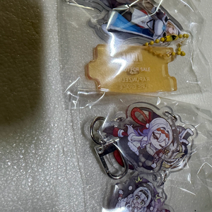 두찜 니케 c타입,맘스터치 브래디 아크릴 팝니다