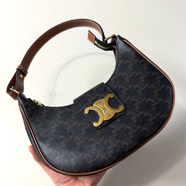 [OS/당일출고]셀린느 트리옹프 아바백 / 숄더백--2