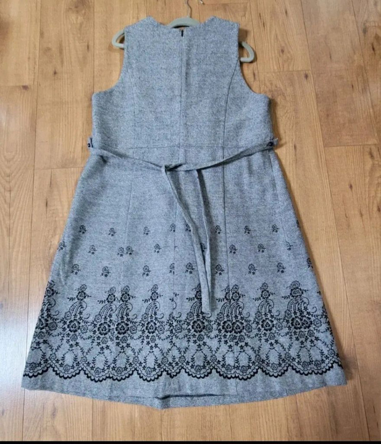 77) 새옷/PRENATAL 쁘레나탈 모직혼방 자수원피스--2