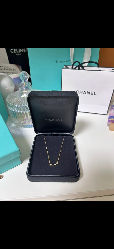 티파니 스마일 다이아 목걸이 (체인연장 ㅇ) 이미지