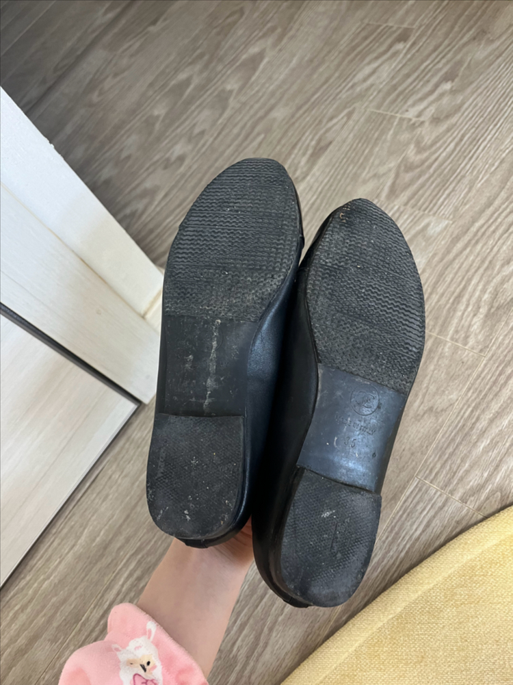 샤넬 플랫슈즈 225--1