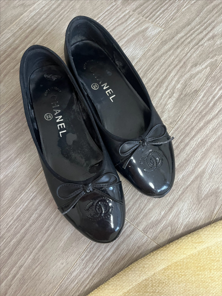 샤넬 플랫슈즈 225--2
