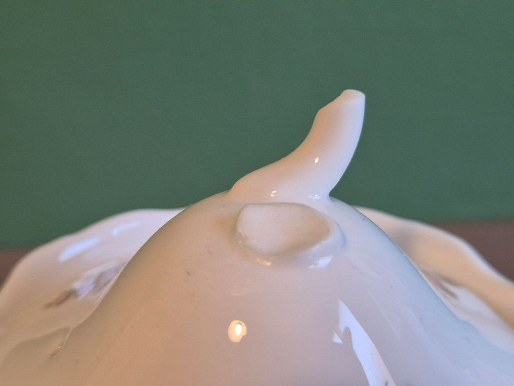 로얄덜튼 브램블리 햇지 티팟.--7