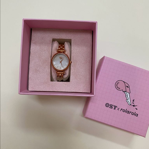 OST 로라로라 콜라보 손목 시계 (새 상품)